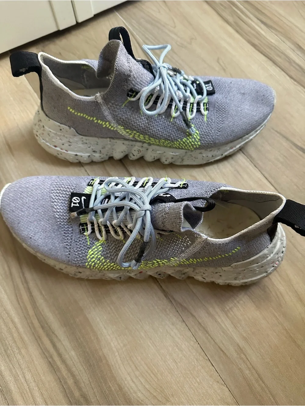 Nike men’s grey